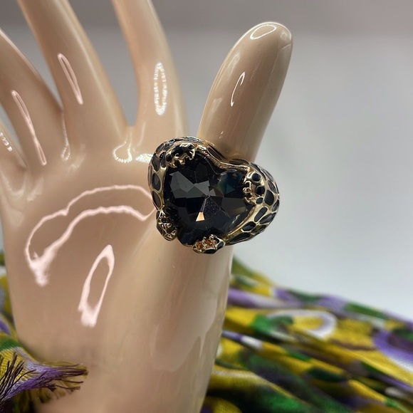 Betsy Johnson Heart Cocktail Ring Leopard Enamel Gold Tone Smoky Crystal Ring - Picture 1 of 14